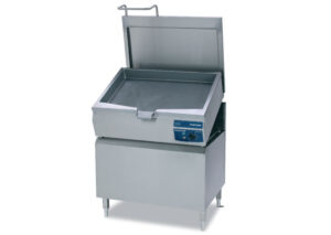Futura Brat Pan Tilting open lid